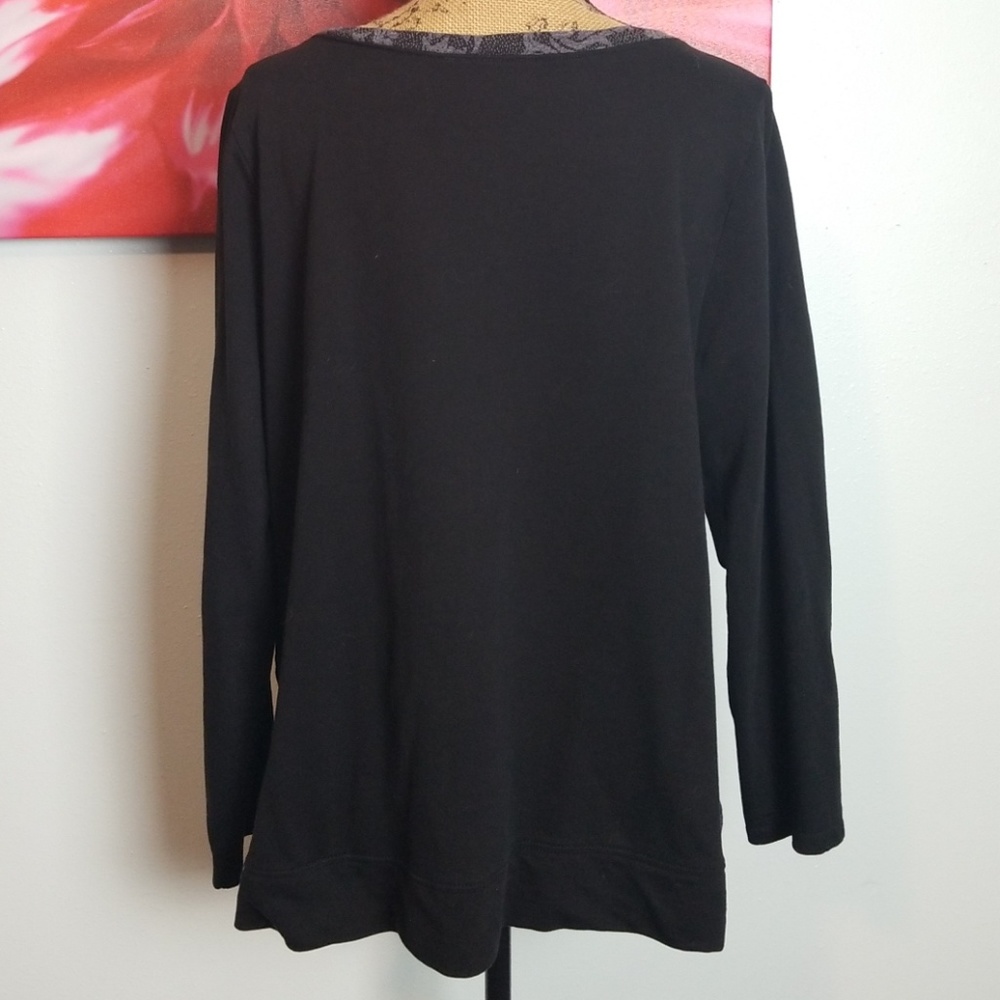 Sweater - Picture 4 of 4